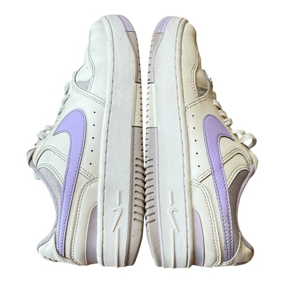 Nike DX91776-110 Womens Gamma Force Sneakers Shoes Ivory Lilac Bloom 8 - Picture 5 of 9